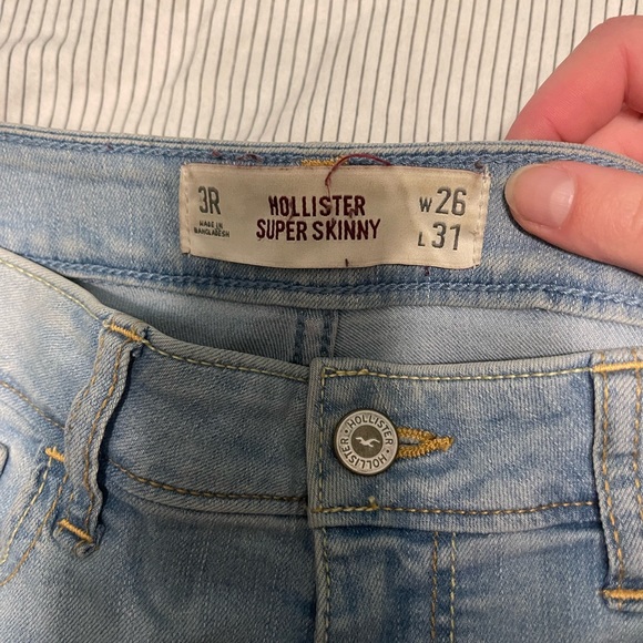 Hollister light blue washed skinny jeans - Picture 2 of 2